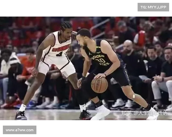 NBA花絮：赛场背后的趣事与球员私下生活的精彩瞬间揭秘